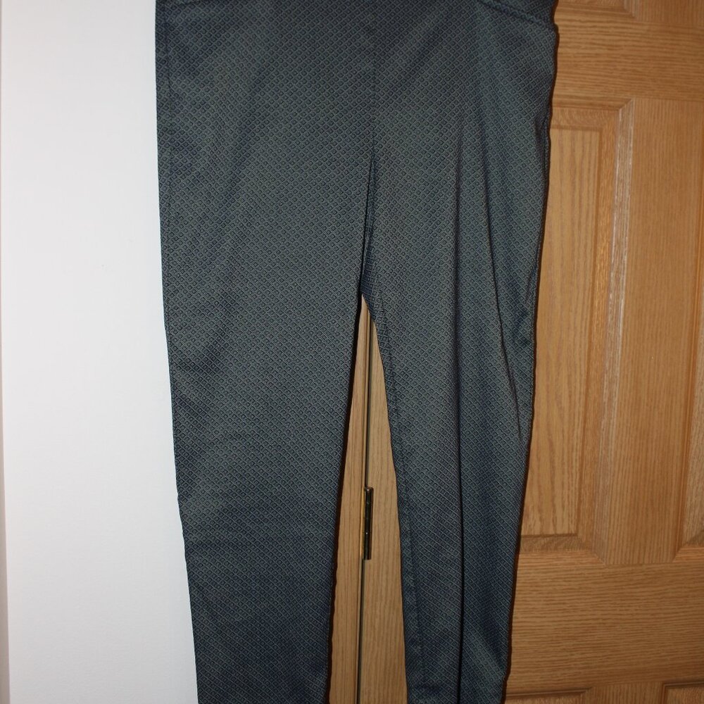 Chico'a Slacks size 3 R US 16 R Black/Blue Herringbone